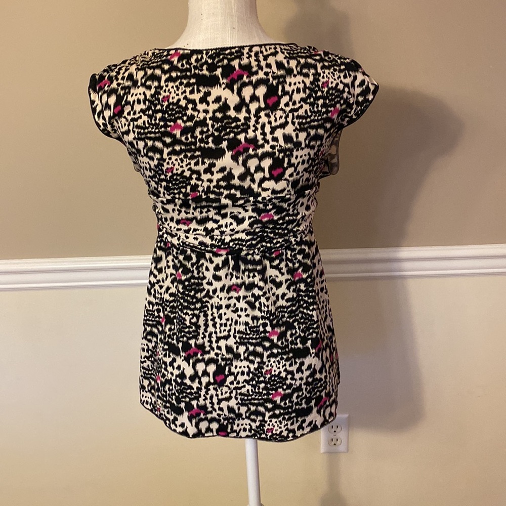 *5/$20* Women’s Dressy Blouse - Picture 2 of 4